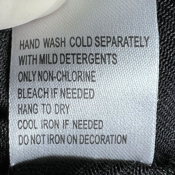 Serengeti Womens 2X Tunic Top Faceted  Stud Accents Yoke Abstract Design Artsy - Picture 14 of 15